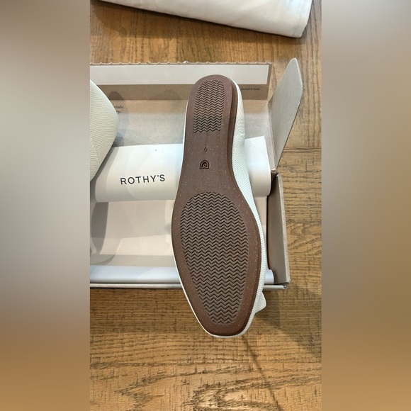 Brand new ROTHY's flats in beige perfect color for summer size 9 - Picture 5 of 8